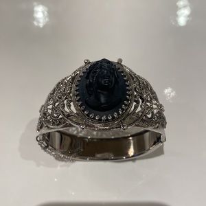 Estate find vintage cameo bracelet